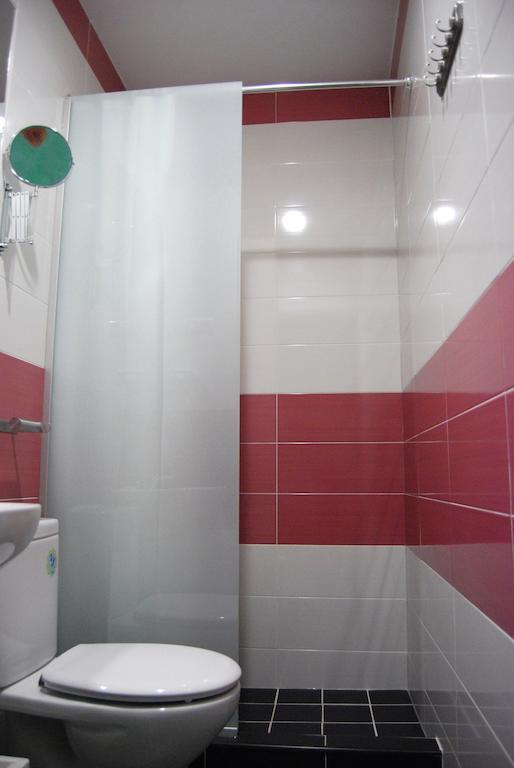 Hostal Madrid Star Room photo
